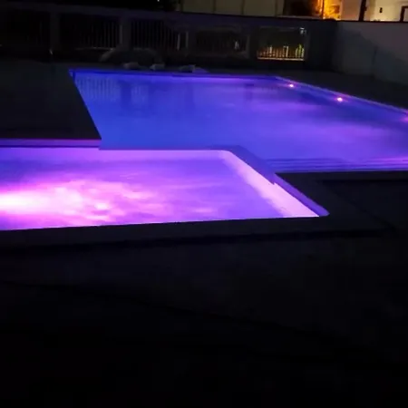 Kharisma Pensión 3*